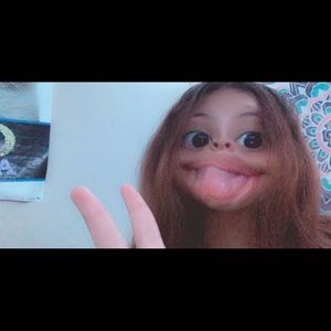 Meet your Posher, Hailey